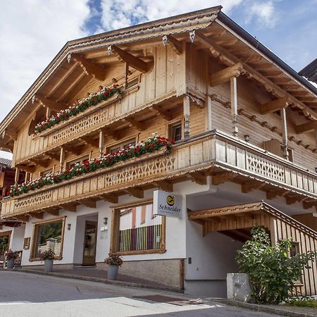 Das Gaestehaus Schneider Am Dorfplatz Альпбах Екстер'єр фото